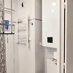 Cosy Dans Avec Piscine, Proche Du Centre Et De La *
