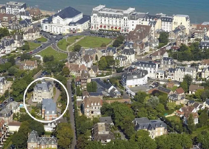 Cosy Dans Avec Piscine, Proche Du Centre Et De La